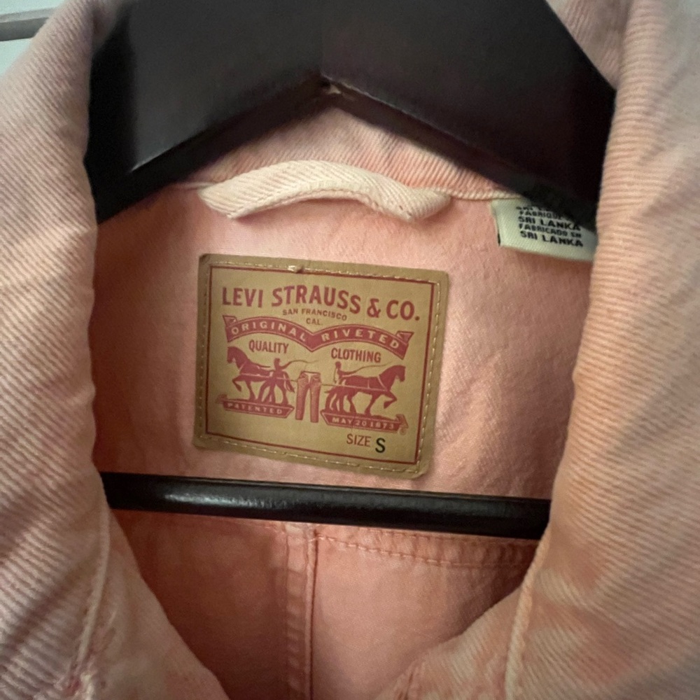 Levi’s original puff sleeve trucker Pink Denim Jacket - Picture 7 of 13